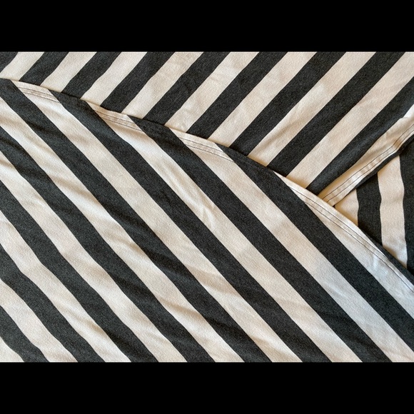 Athleta skirt grey and white - Picture 2 of 4